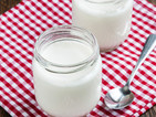 Не искате да сте срамежливи и тревожни - яжте кисело мляко
