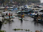 Евакуираха хиляди филипинци заради първия тайфун за сезона
