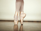 24 състезатели от 9 страни на финалана балетния конкурс във Варна