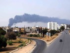 Пожар в петролно хранилище застрашава Триполи