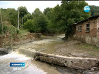 В Габровско и Карловско се борят с щетите след потопа