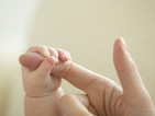 Няма ваксини за родените след 1 юни бебета