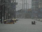 Тропическа буря удари Тайван, отправя се към Китай