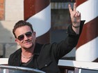 Боно написа песен за майка си в новия албум на U2