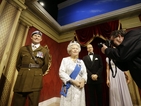 Елизабет II и принц Хари от восък за първи път в САЩ