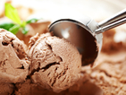 Шоколадов сладолед лекува възпаленото гърло