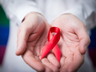 13-годишен е най-младият носител на ХИВ, регистриран през 2014-а
