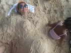 Снимка на Бионсе в пясъка провокира слухове за втора бременност