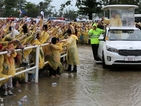 Папа Франциск отслужи меса при проливен дъжд във Филипините