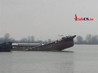 Плавателен съд с 850 тона препарати потъна във водите на Дунав