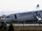 Турски самолет катастрофира при излитане в Непал (СНИМКИ+ВИДЕО)