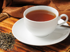 Почти всеки британец изпива по две вани чай годишно