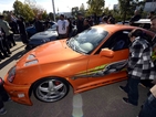 Продават на търг оранжевата кола на Пол Уокър от "Бързи и яростни"