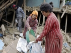 Хиляди под руините на Непал