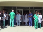 Лекари на протест срещу Петър Москов