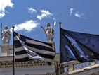 Опашки пред банките се извиха в Гърция