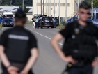 Атентаторът във Франция изпратил селфи с главата на жертвата си