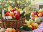 Цените на плодовете и зеленчуците тръгнаха рязко надолу