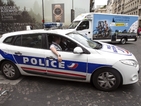 Полицаи стреляха по кола, опитала да разбие бариера на "Тур дьо Франс"