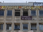 Бежанци протестират в парижко предградие