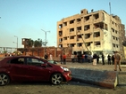 Силен взрив пред сграда на полицията в Кайро