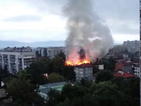 Помощно училище горя в Пловдив (ВИДЕО)