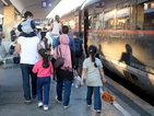 Няколко влака с имигранти от Будапеща пристигнаха във Виена