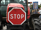 1500 тракторa блокираха Париж