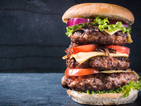 Изяждаш най-големия бургер за по-малко от час – получаваш отстъпка