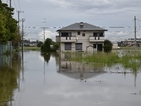 100 000 евакуирани заради наводнения и кални свлачища в Япония