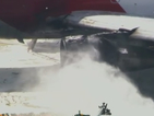 Пътнически самолет се запали на писта в САЩ