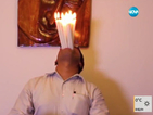 Мъж "поглъща" 15 запалени свещи (ВИДЕО)