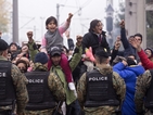 Стотици мигранти остават блокирани между Гърция и Македония