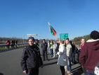 Десетки протестираха срещу по-скъпите винетки
