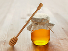 В печата: Лъжица мед срещу напиване