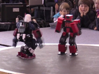Роботи хуманоиди се бият в Мадрид (ВИДЕО)