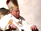 Разкриха стотици писма между папа Йоан Павел II и омъжена жена