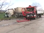 Три камиона, бус и кола се удариха на Околовръстното в София