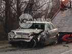Кола се преобърна на пътя Русе-Бяла, трима са пострадали (СНИМКИ)