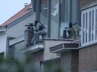 Арестувани са двама от мъжете, стреляли срещу полицаи в Брюксел