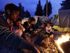 Бежанците в Идомени отново блокираха жп линията (ВИДЕО)