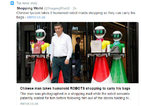 Китайски богаташ си напазарува с 8 хуманоидни робота