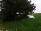 Полицаи, дебнещи с радар в храстите, станаха известни във Facebook (ВИДЕО)