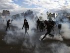 Тежко ранени полицаи при протестите във Франция (ВИДЕО+СНИМКИ)