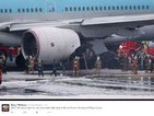 Самолет се запали на летище в Токио (ВИДЕО + СНИМКИ)
