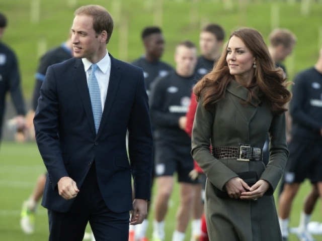 Принц Уилям и бременната Кейт няма да прекарат Коледа с кралицата. Снимка: БГНЕС