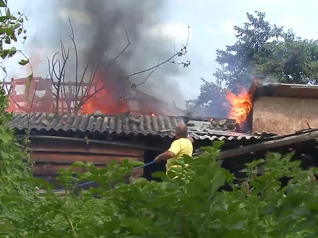 Пожар в карловското село Ведраре