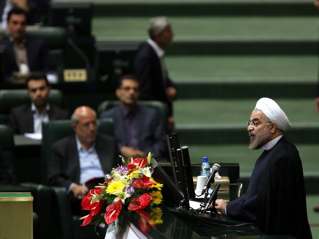 Президентът Хасан Рохани изнася реч пред иранското правителство. Снимка: БГНЕС