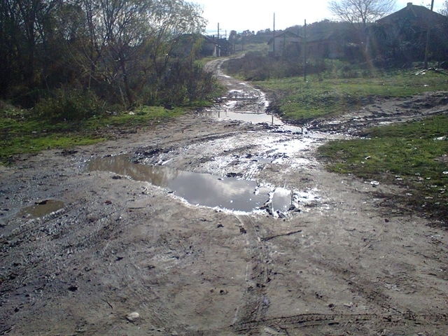 Калните улици в село Георги Добрево - 5