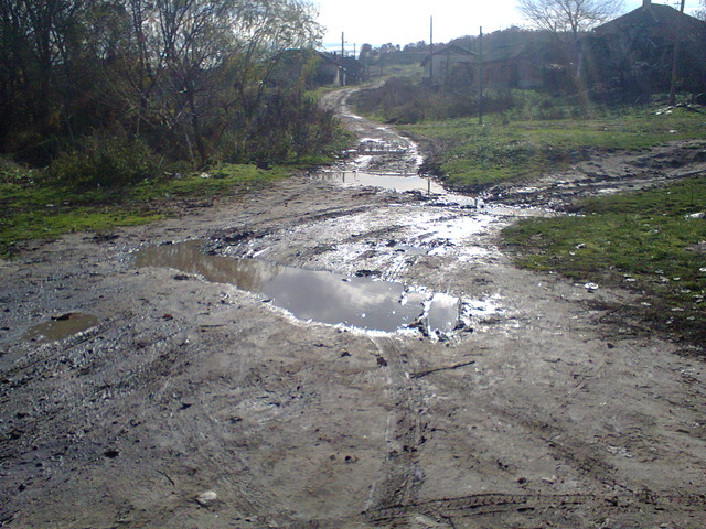 Калните улици в село Георги Добрево